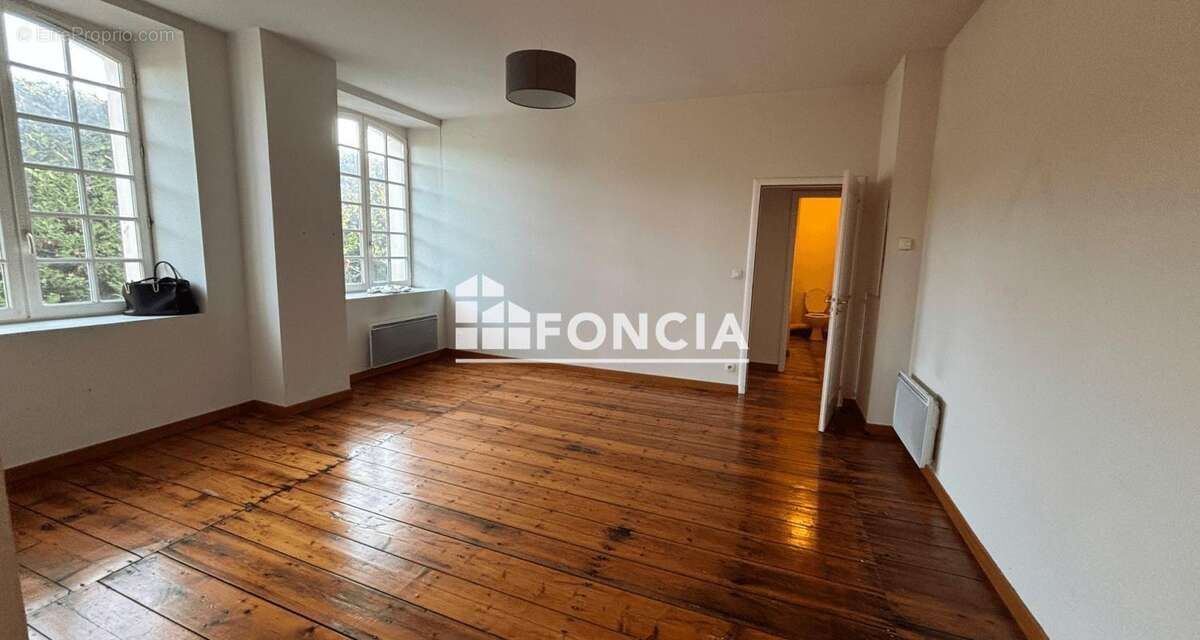Appartement à COGNAC