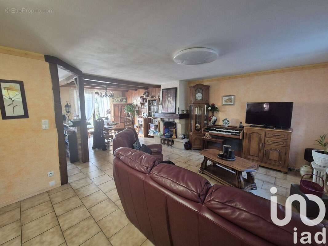 Photo 3 - Maison à LA FERTE-SOUS-JOUARRE