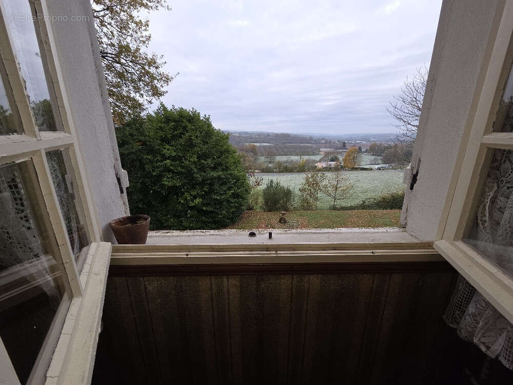 Maison à SAINT-MEDARD-D&#039;EXCIDEUIL