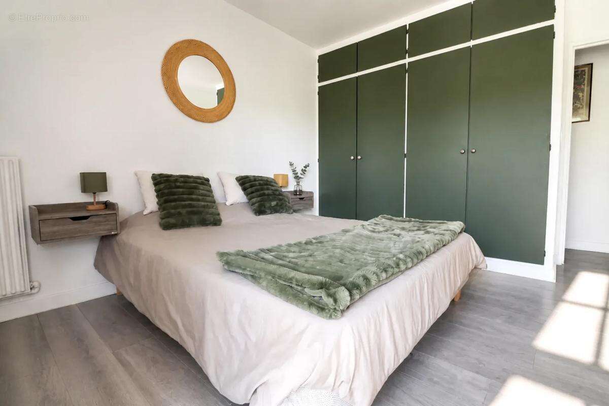 Appartement de 4 pièces de 79 m² à Garches - photo 13