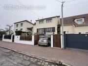 Maison à TREMBLAY-EN-FRANCE