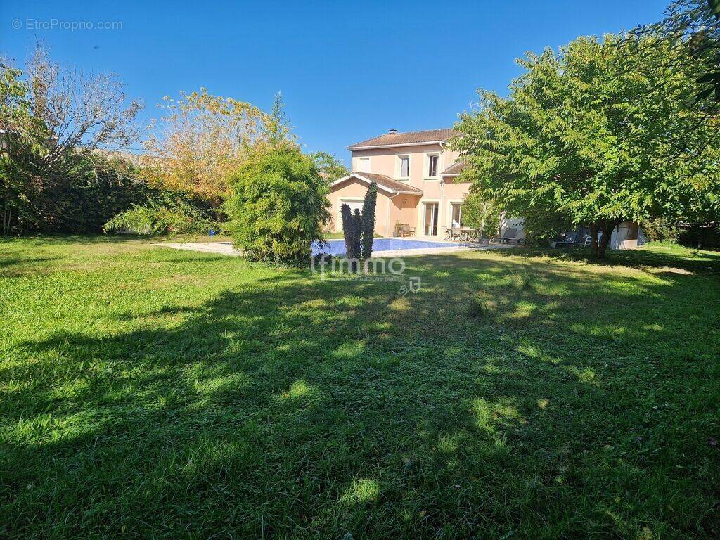 Maison à LE BOUSCAT