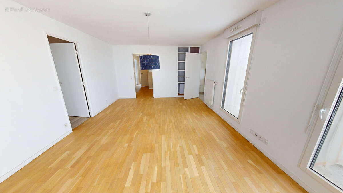 Appartement à IVRY-SUR-SEINE