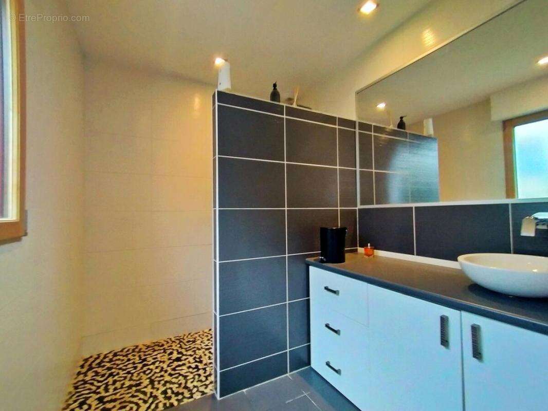 Maison 155 m² à Plobannalec-Lesconil  - photo 10