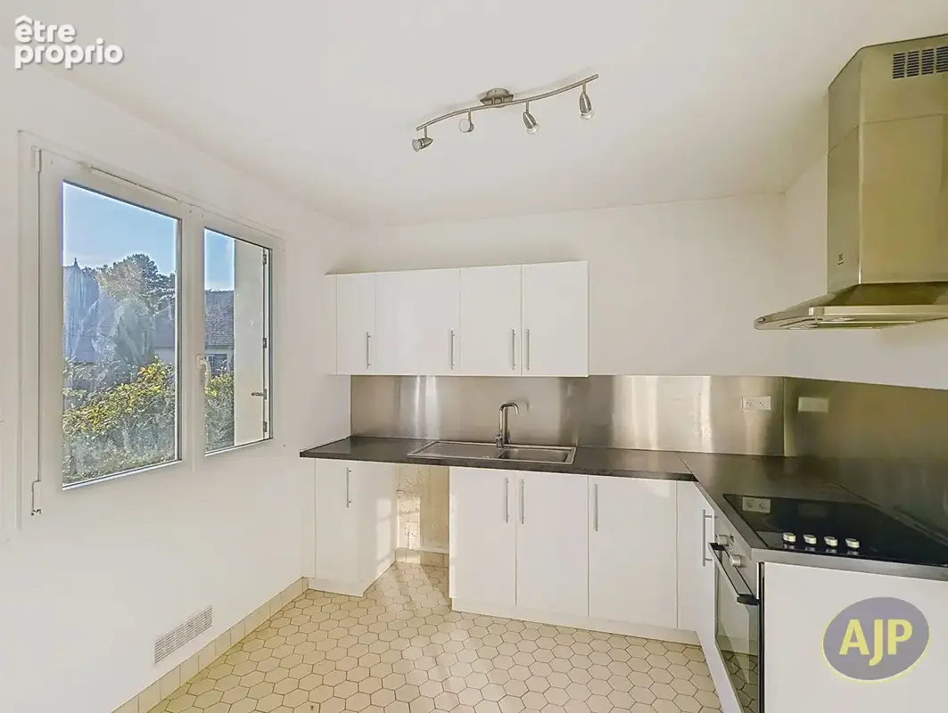 Thorigné-Fouillard - Maison sur terrain de 400 m² - photo 4