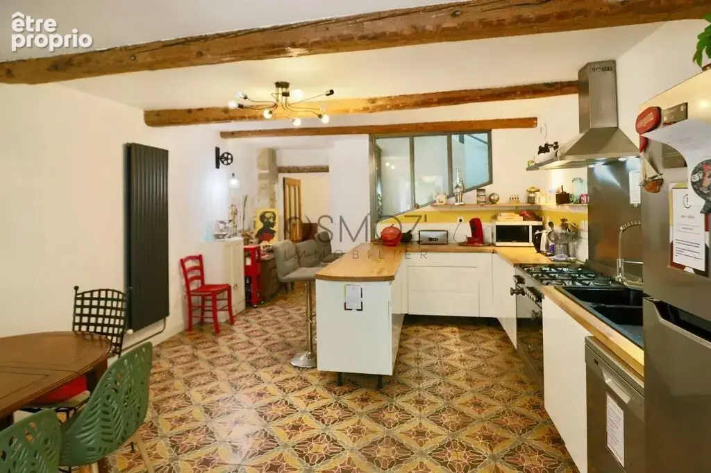 Maison vigneronne de 195 m2 avec cours, terrasses, grange à Séri - photo 6