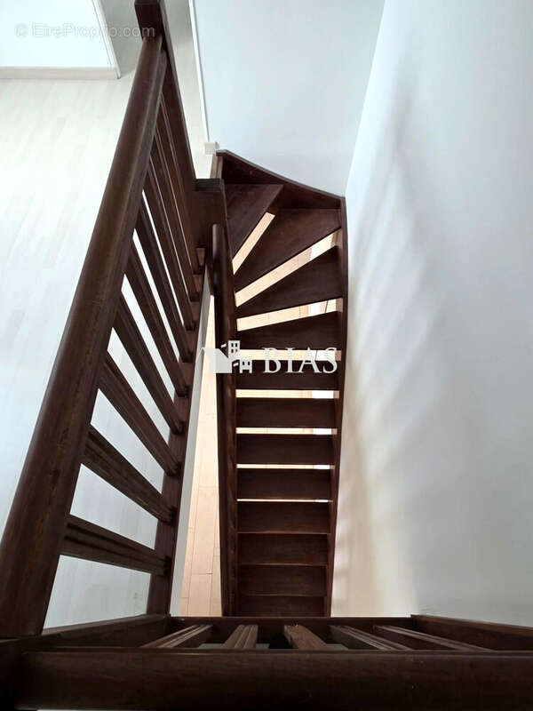 Maison à SAINT-PIERRE-DE-VARENGEVILLE