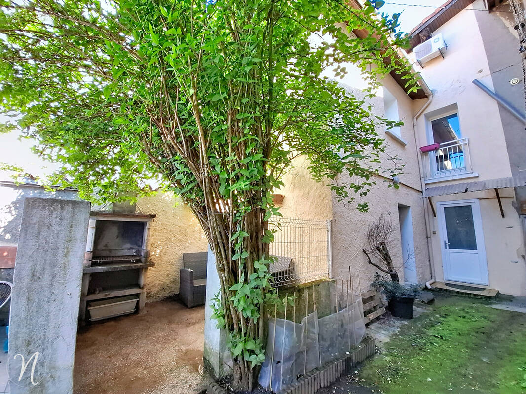 Maison à GRIGNY