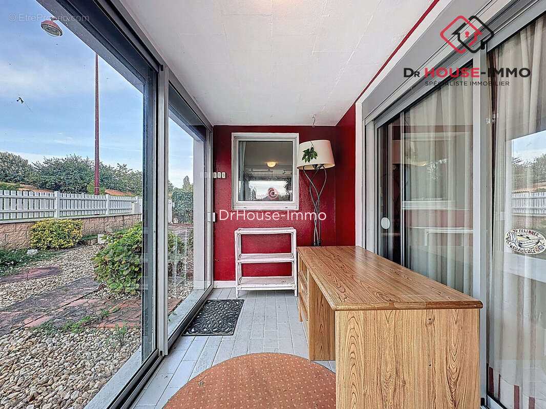 Maison à SAINT-LEON-SUR-L&#039;ISLE