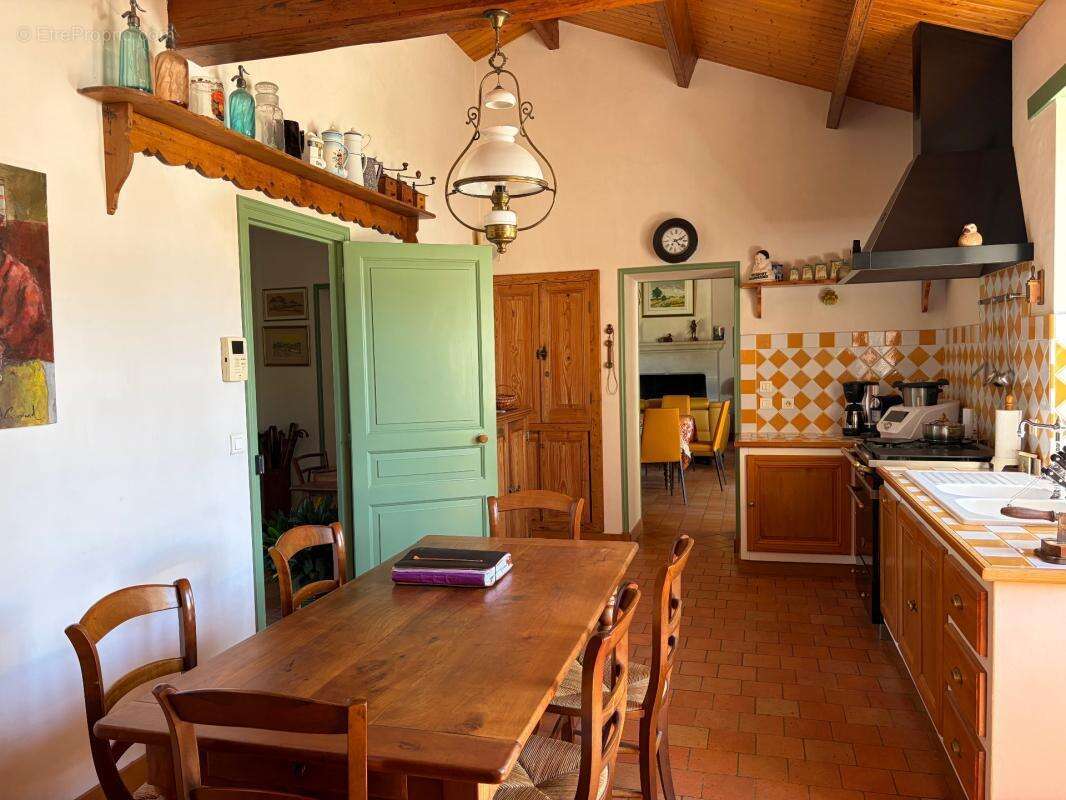 Soullans 85300 - domaine prive de 3,2 hectares clos - propriete d'exception avec granges et presqu'ile - photo 16