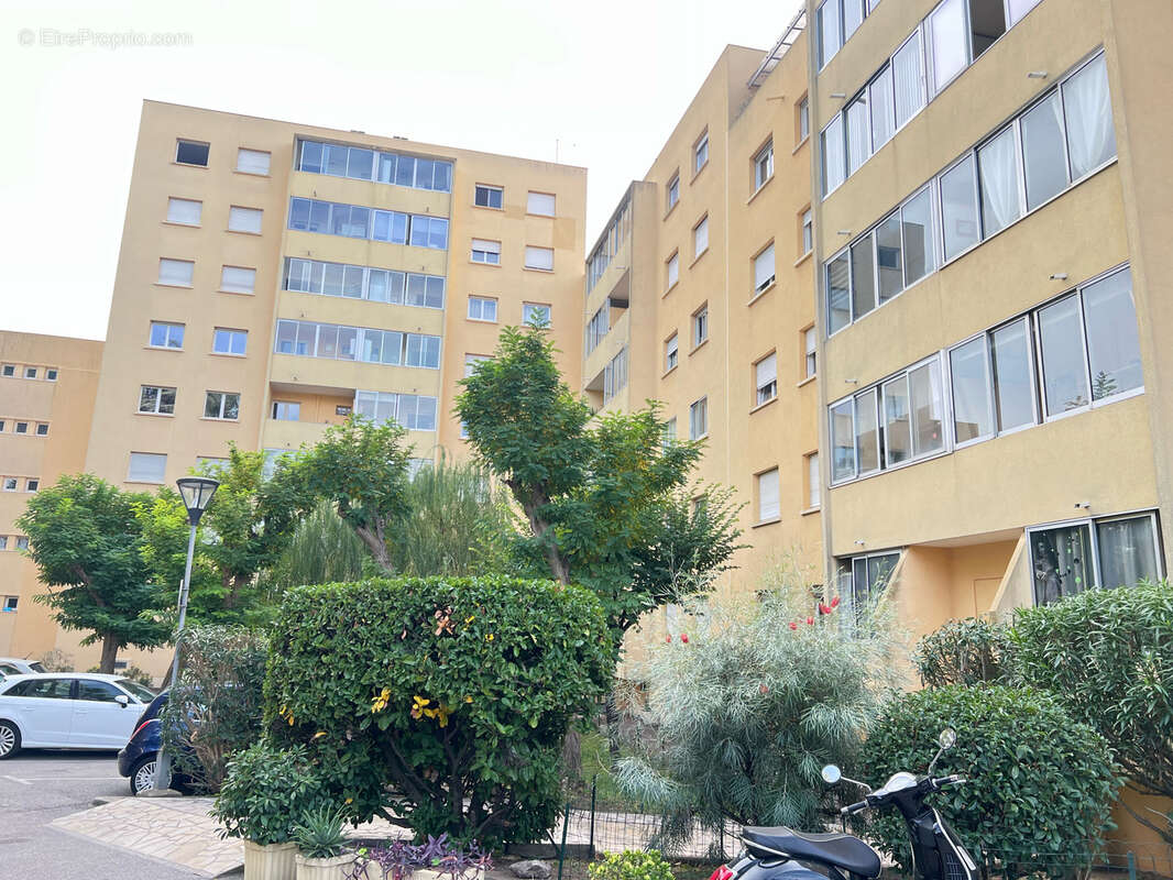 Appartement à LE CANNET