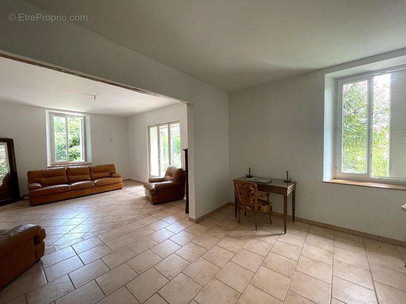 Maison à LORIOL-SUR-DROME