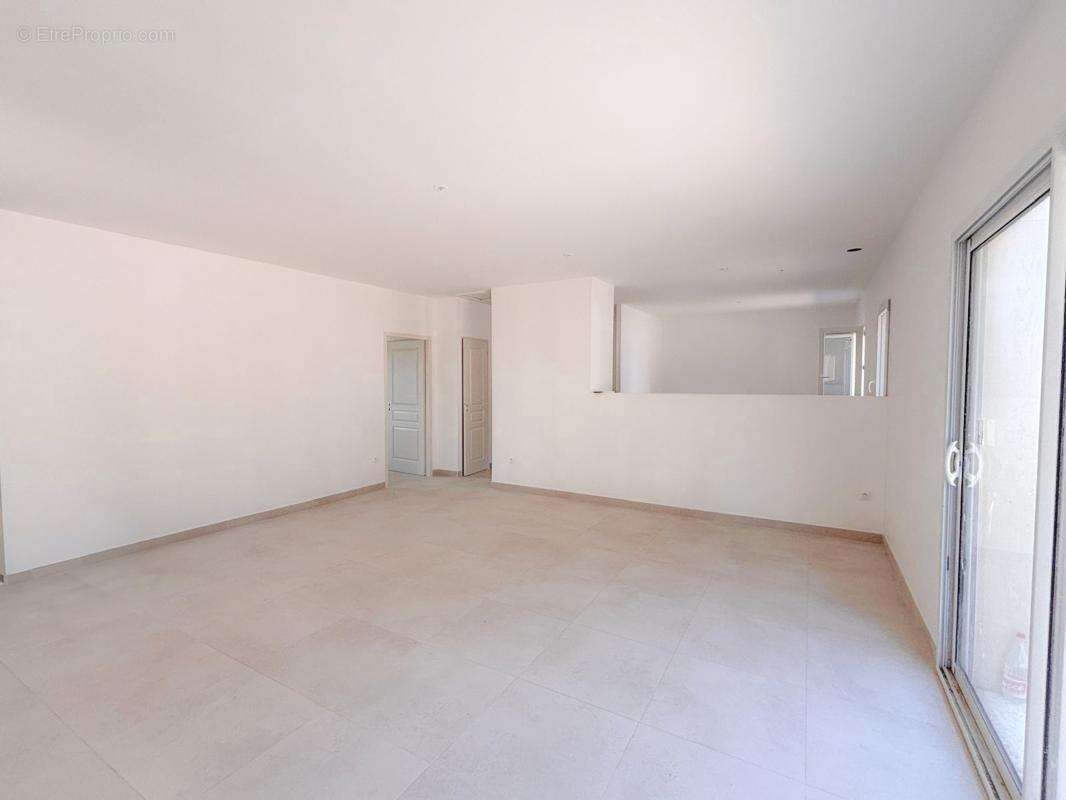 Maison 86 m² à Ginasservis  - photo 10