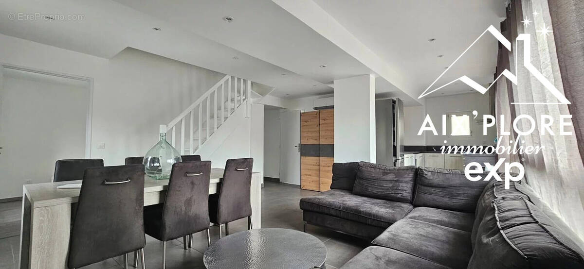 Appartement à BARBERAZ