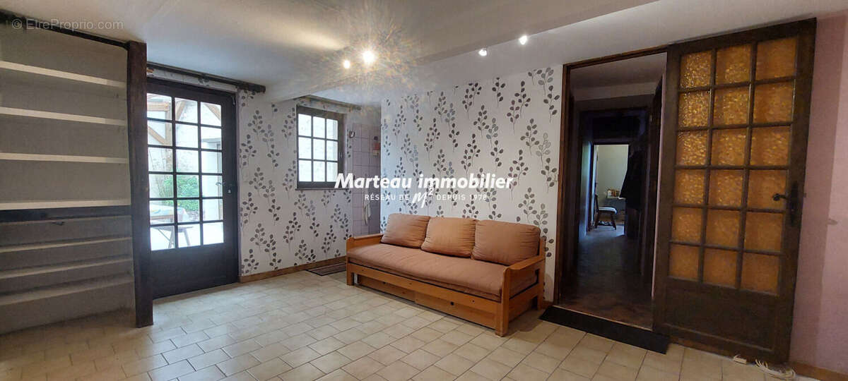 Maison à REMALARD