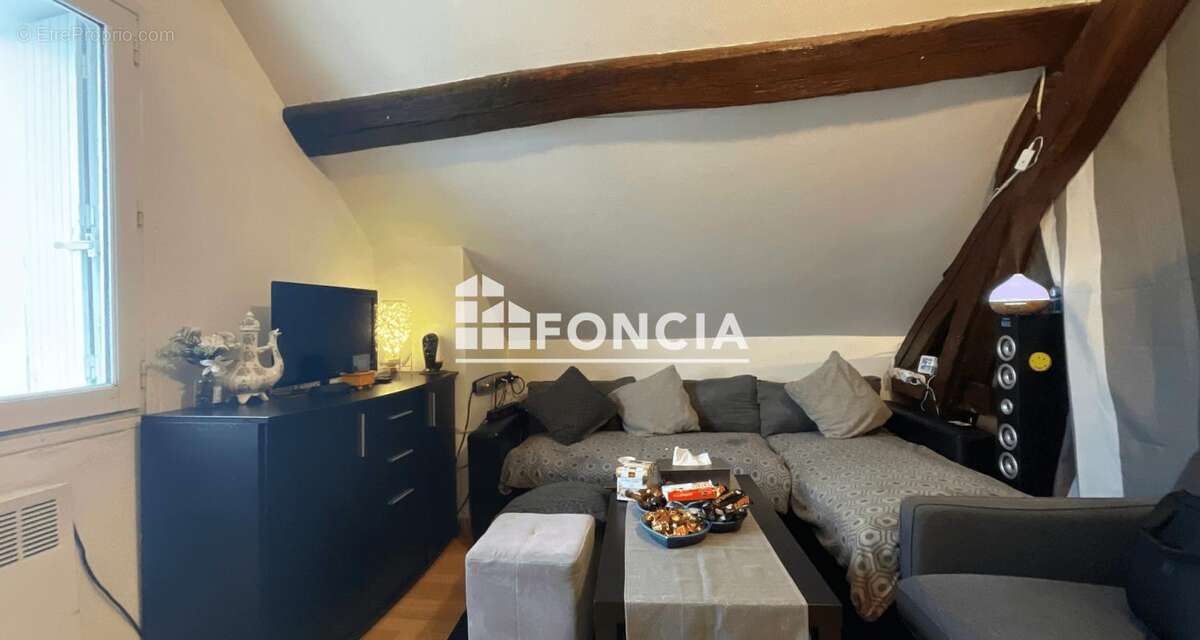 Appartement à CORBEIL-ESSONNES