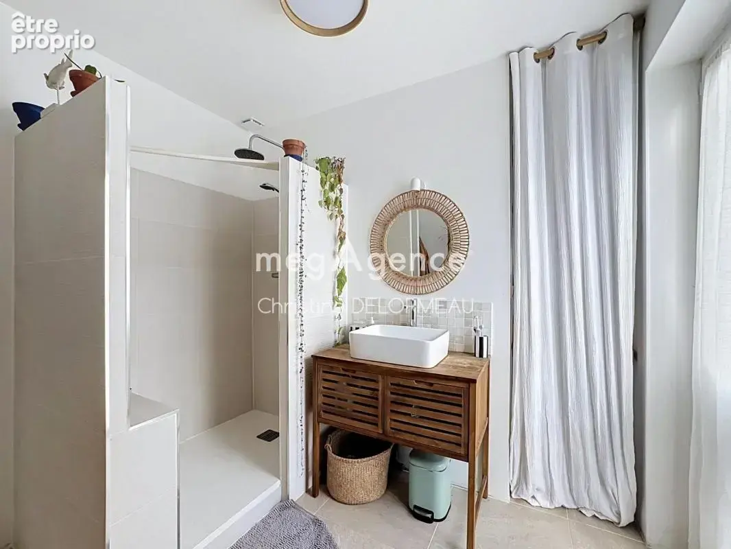 Maison de plain-pied rénovée 5 pièces 87m2 - photo 5