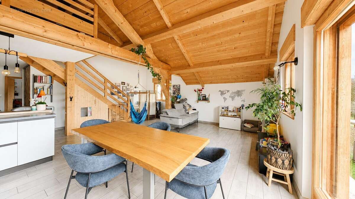 Appartement à LES FOURGS