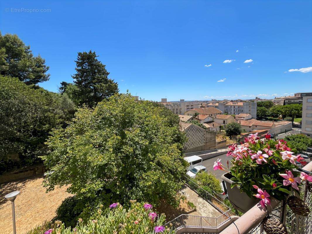 Appartement à BEZIERS