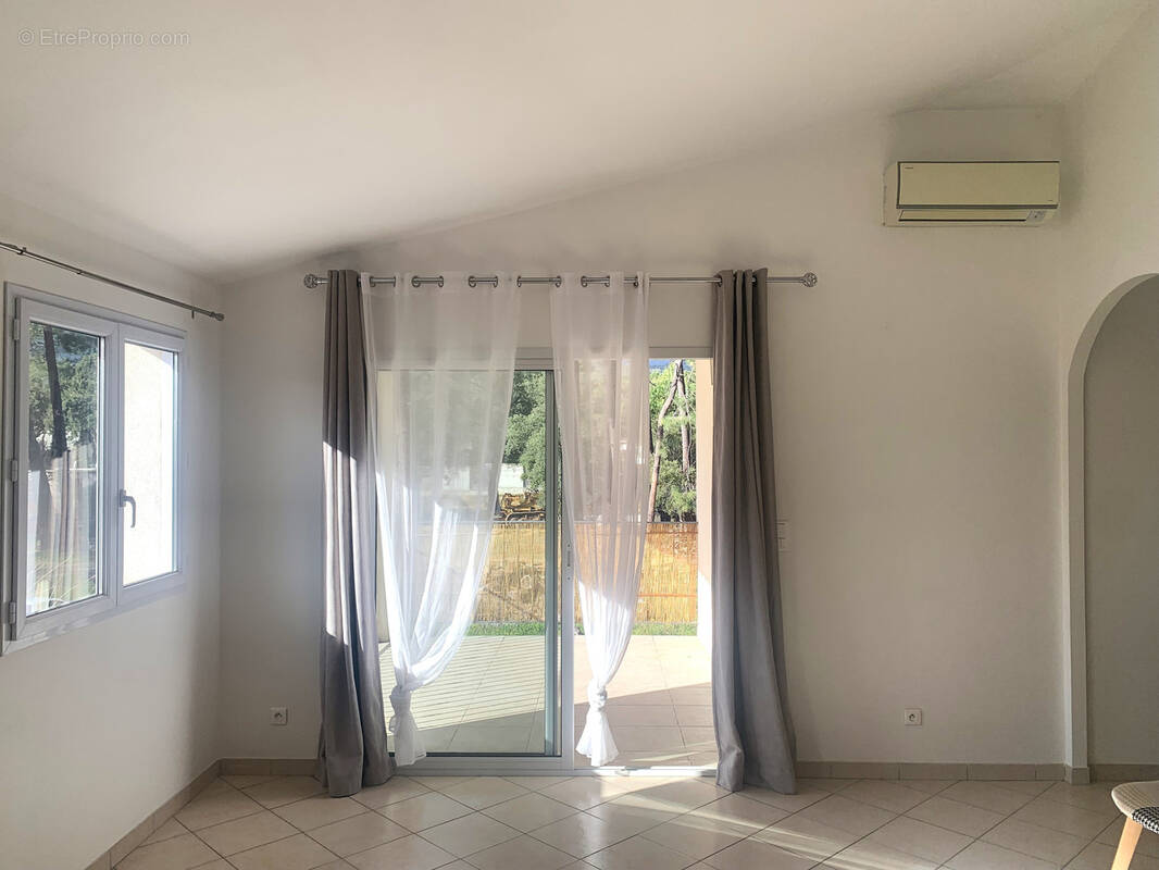 Appartement à LECCI