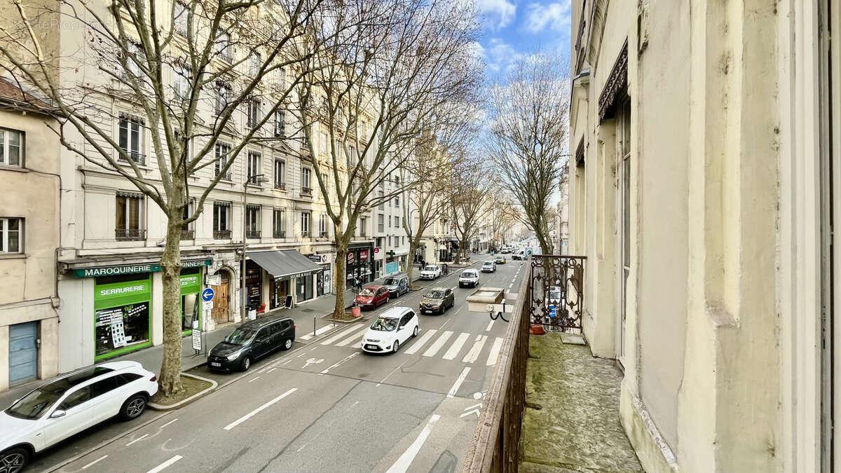 Appartement à LYON-6E