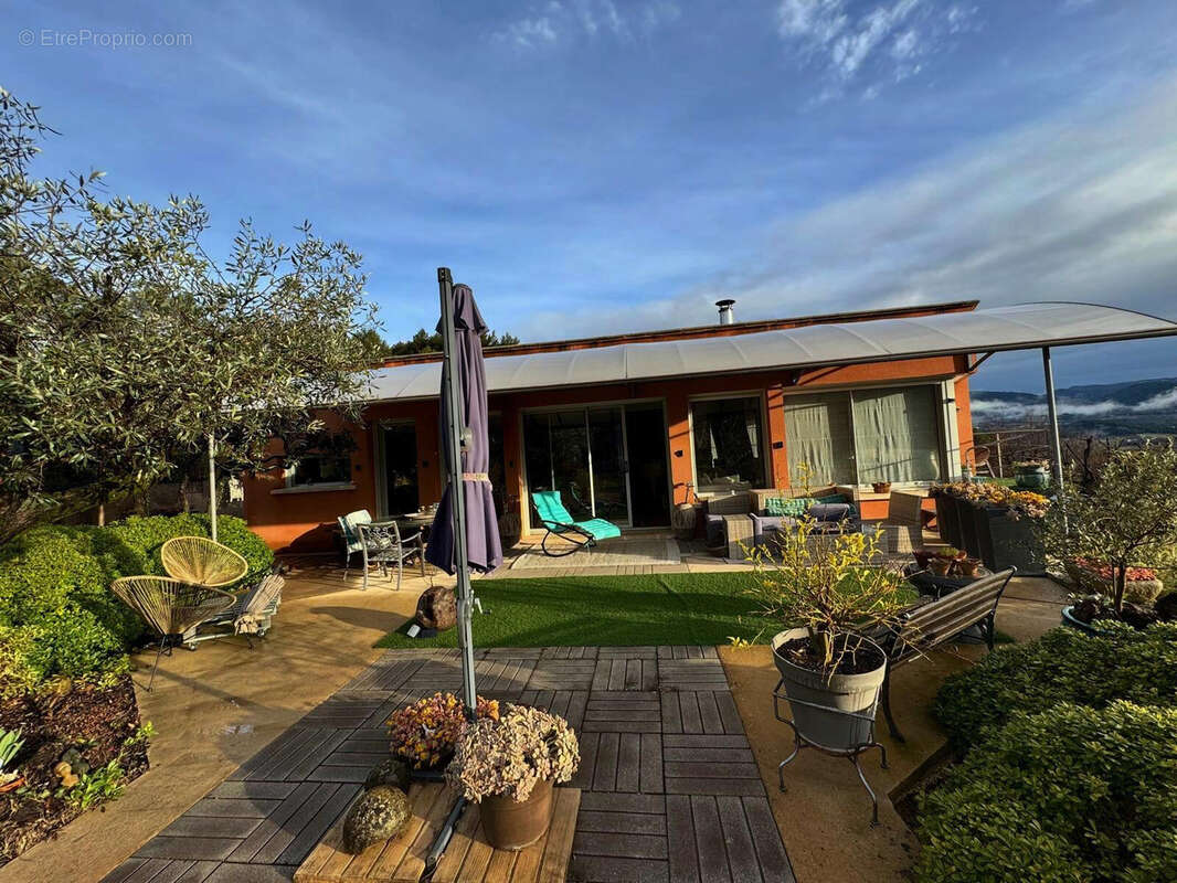 Maison à VAISON-LA-ROMAINE