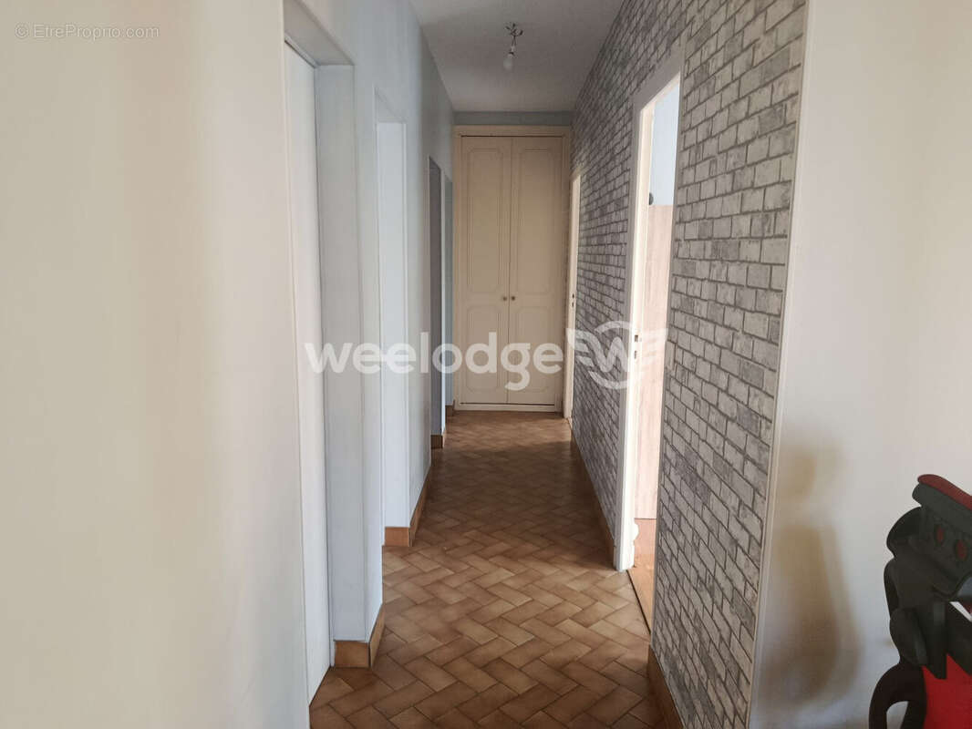 Maison à POULIGNY-SAINT-PIERRE