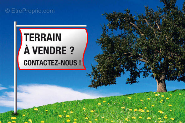 Terrain à SAINTE-GENEVIEVE-DES-BOIS