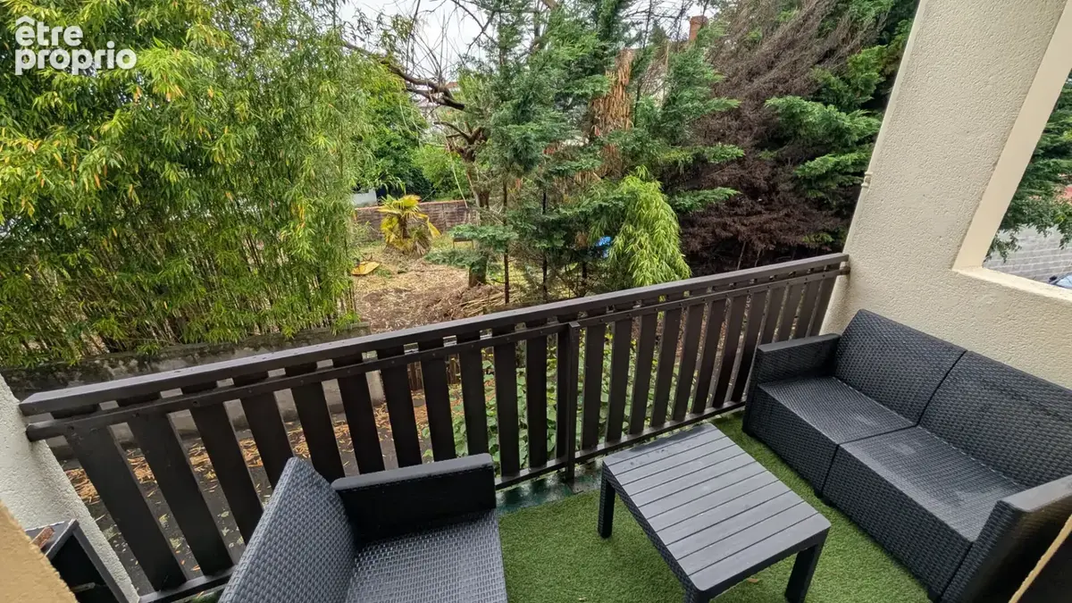 Agréable appartement T2 au calme très proche  centre ville avec parking - photo 2