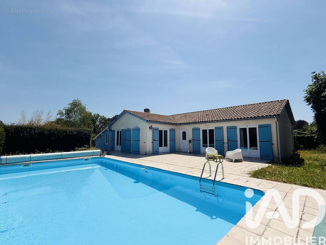 Photo 1 - Maison à LE BARP