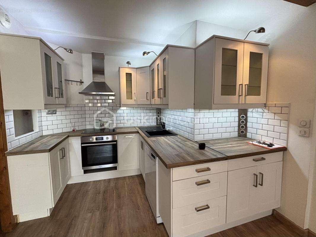 Appartement à LA VILLE-DU-BOIS