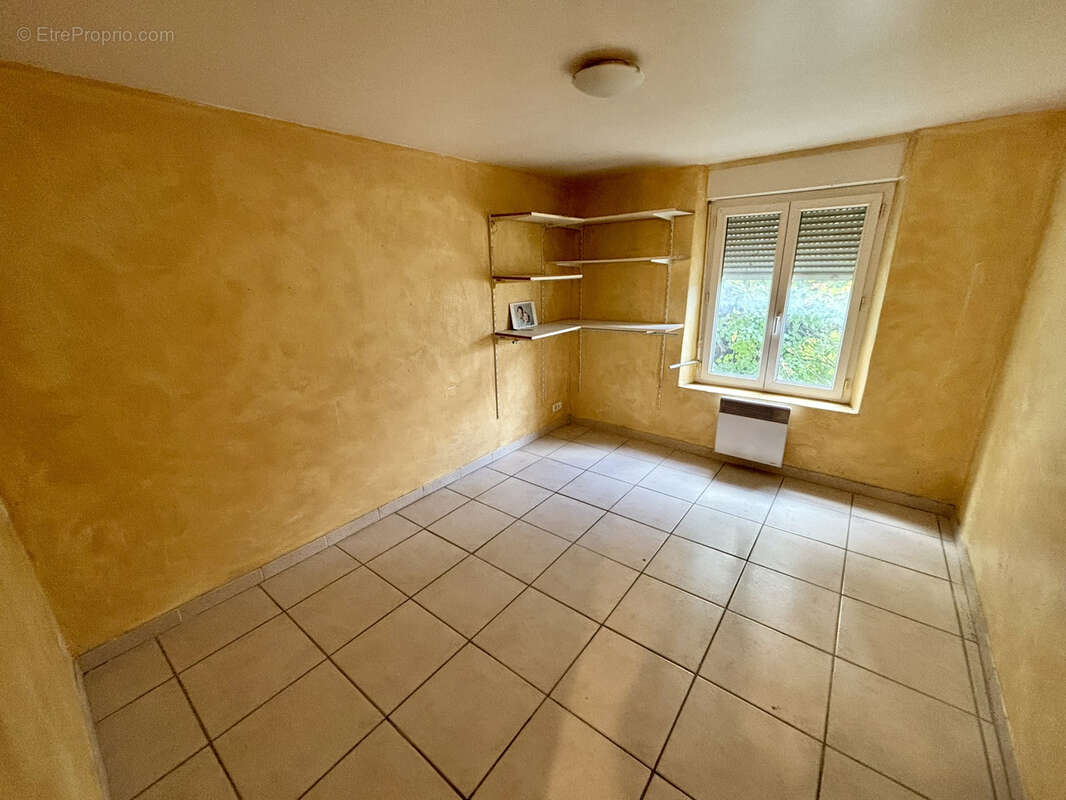 Maison à COLONZELLE