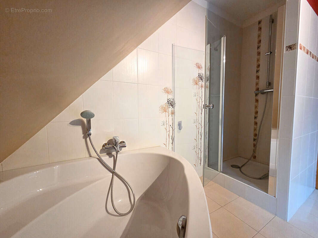 Maison à LA CHAPELLE-SAINT-AUBIN