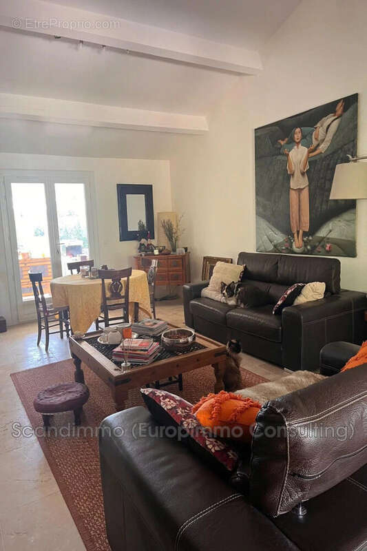 Maison à SAINT-ANTONIN-DU-VAR