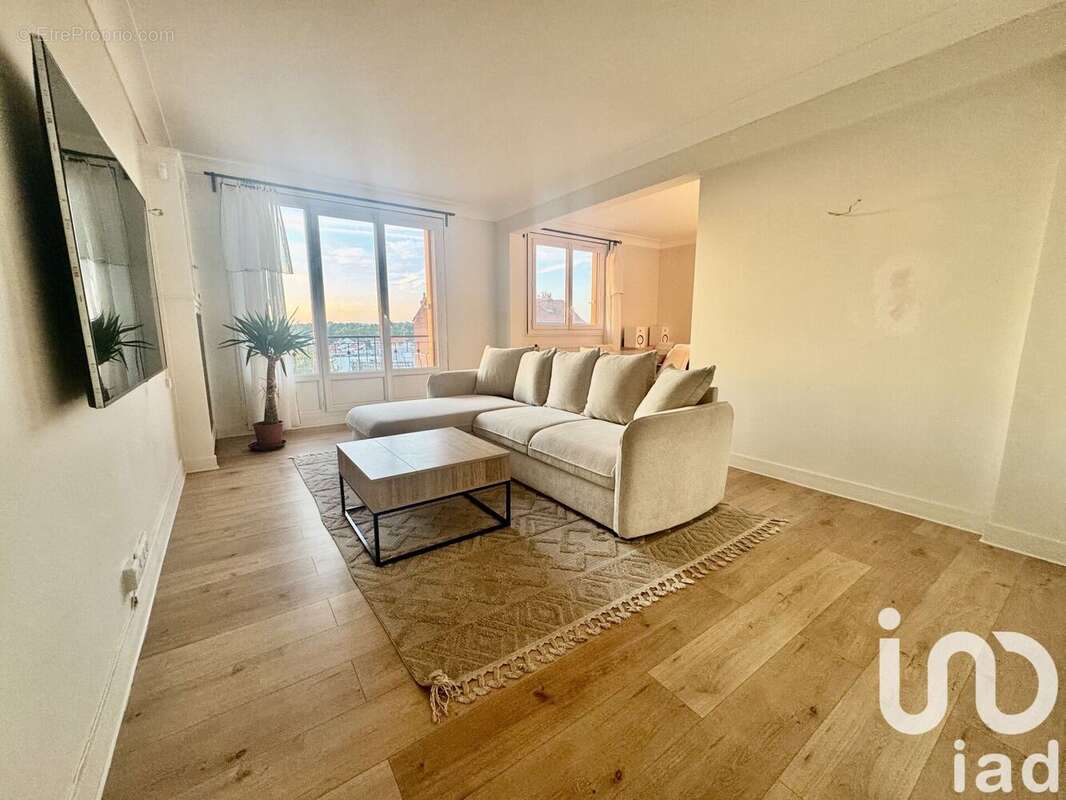 Photo 2 - Appartement à LE BOURGET