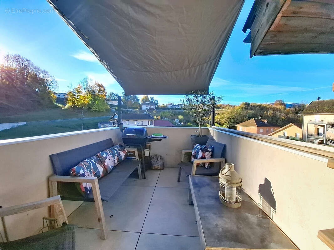 Appartement à RIVES