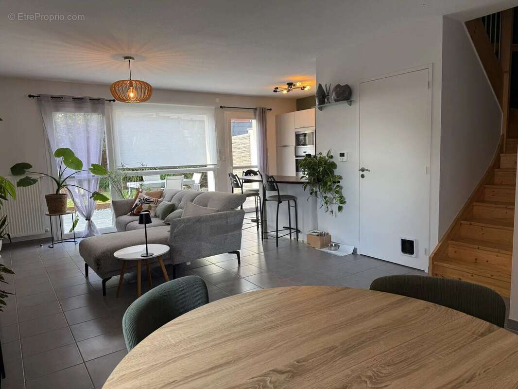 Maison à LE MONASTERE