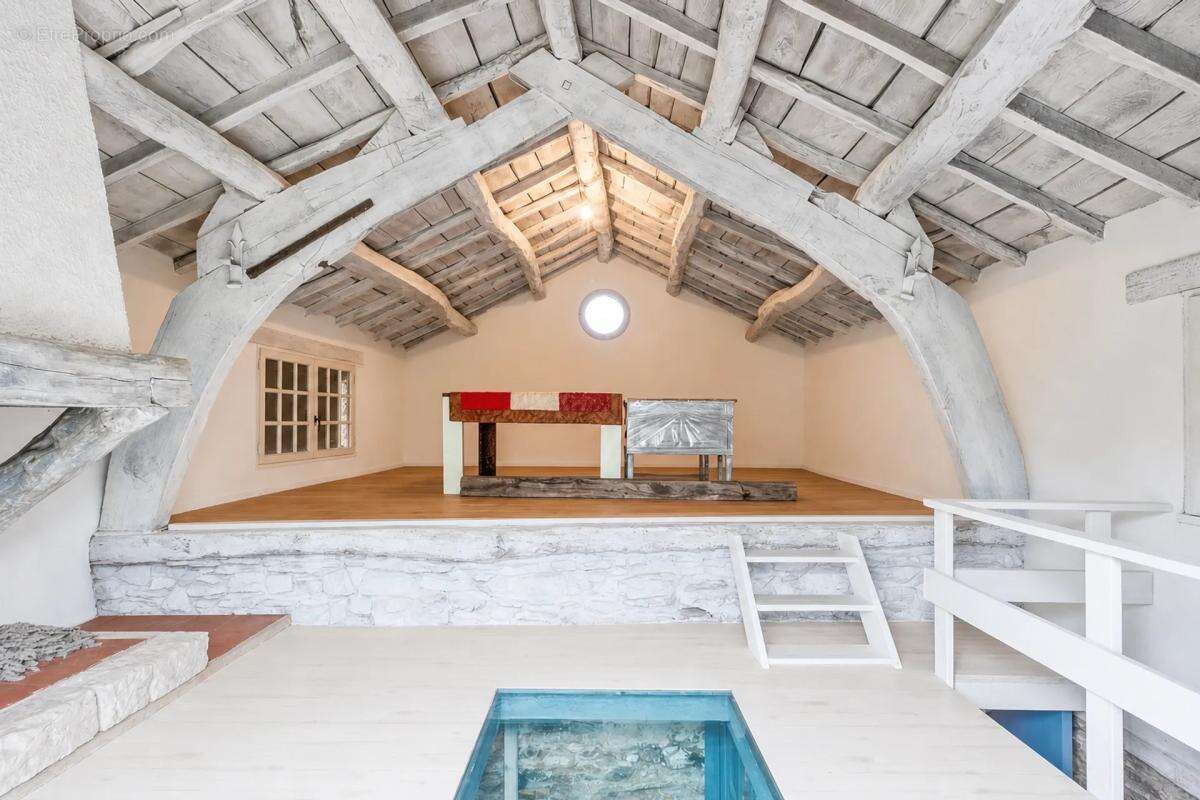 Maison de caractère 5 pièces à Fayet - photo 14