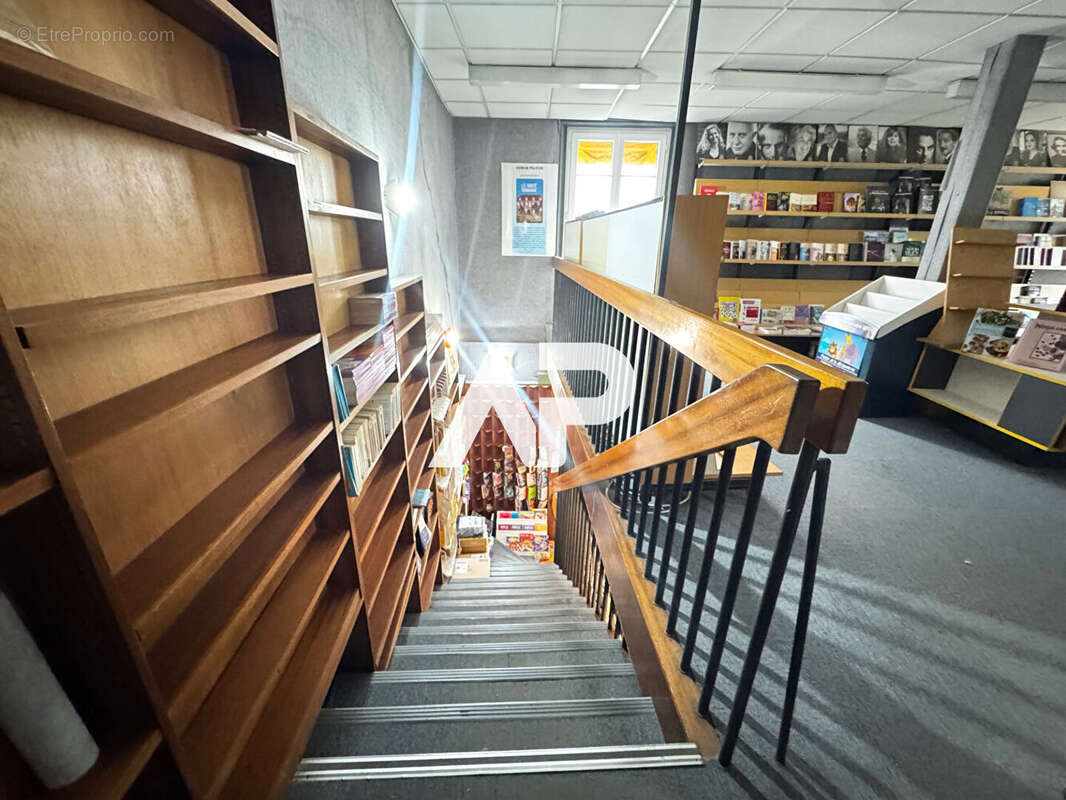 Commerce à MONTMORENCY