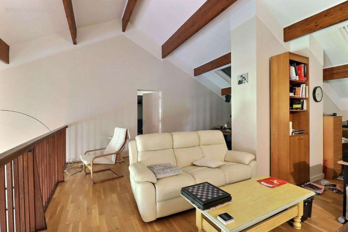 Appartement à LOUVECIENNES