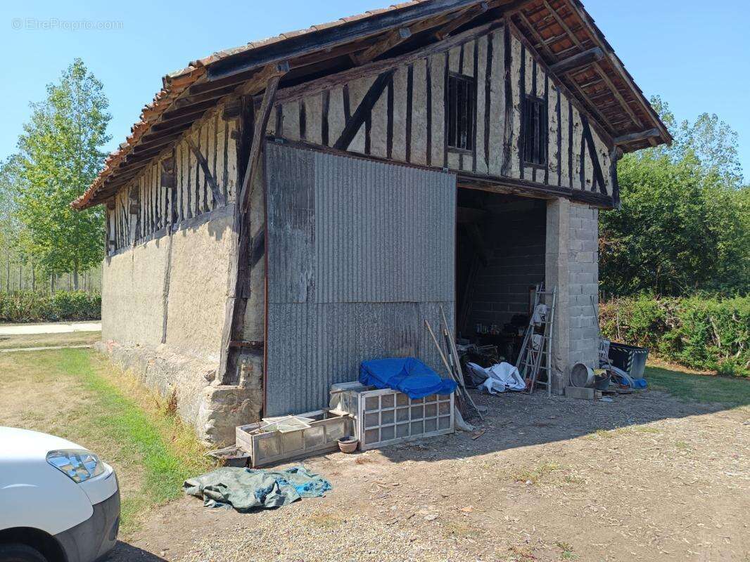 EXCLUSIVITÉ – Superbe Bâtisse Gasconne du XIXᵉ siècle (260 m²) – Parc de 4 500 m² - photo 3