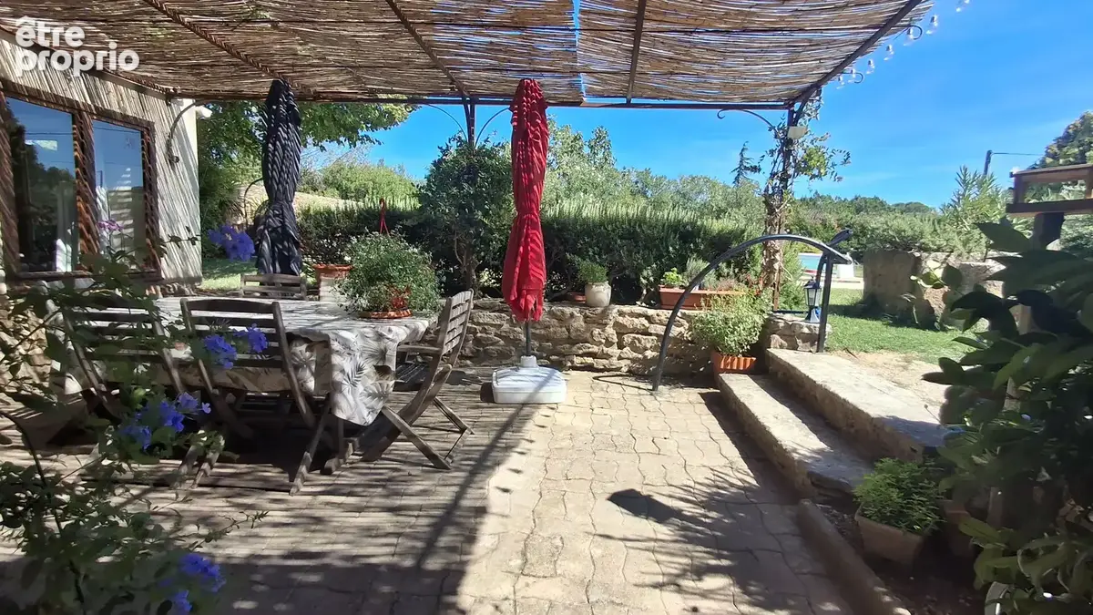 A vendre, à 2 pas du centre du village de Grillon, Maison de village avec jardin, piscine et garage! - photo 13