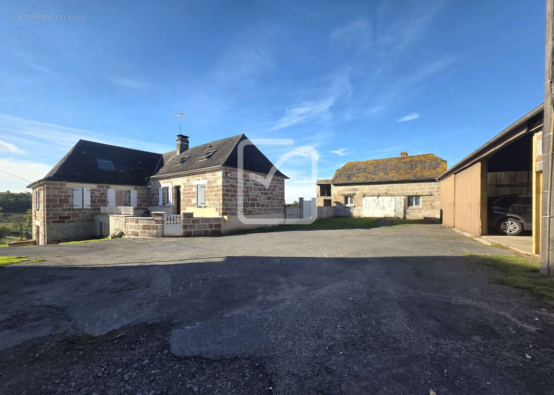 Maison à YSSANDON