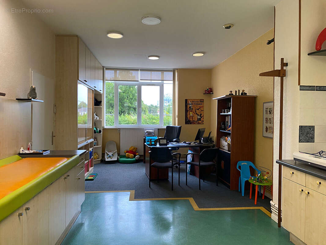 Investisseurs : local medical avec place privative - photo 5