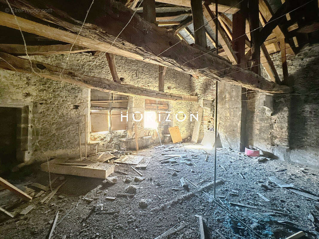 Appartement à PONT-DE-VAUX