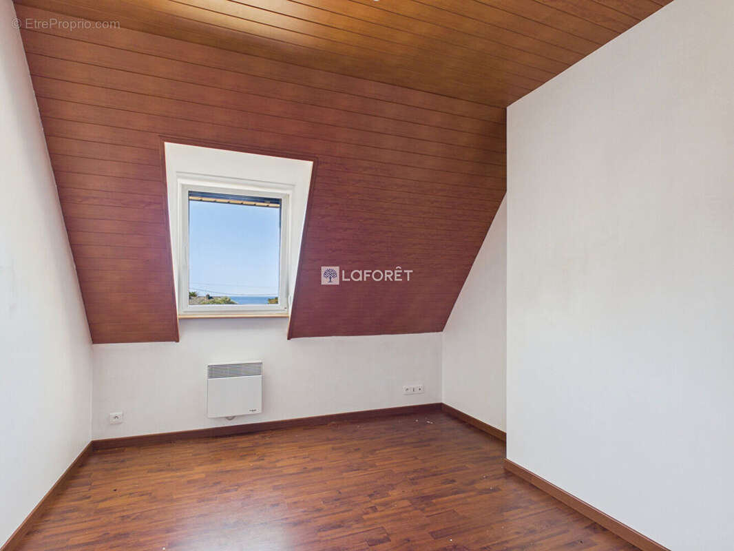 Maison Plozevet 5 pièce(s) 91 m2 - photo 17