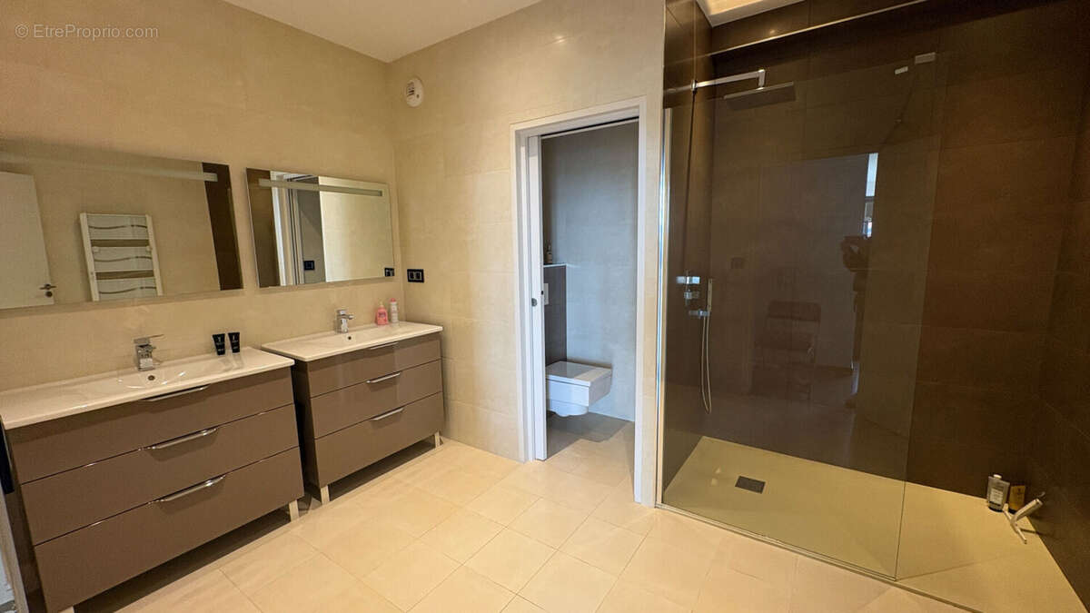 Appartement à MOULINS