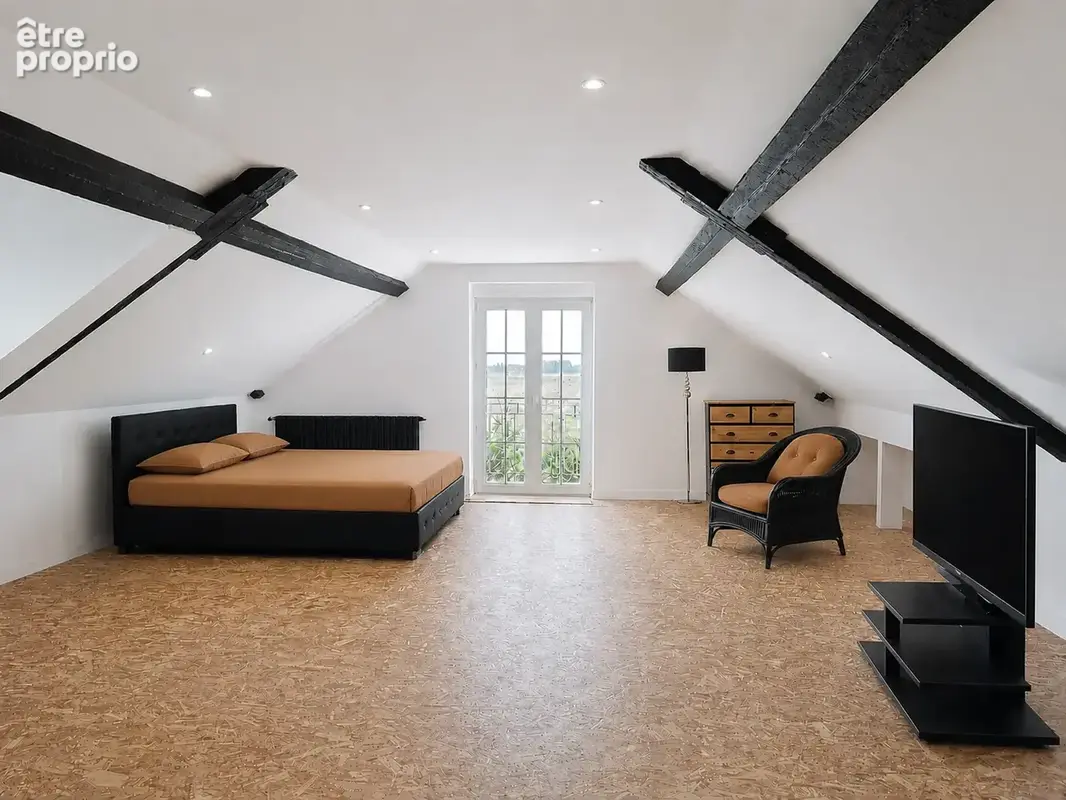 QUIÉVRECHAIN   EN EXCLUSIVITÉ   Grande propriété de ± 270 m2 sur près de 2.500 m2 de terrain - photo 11