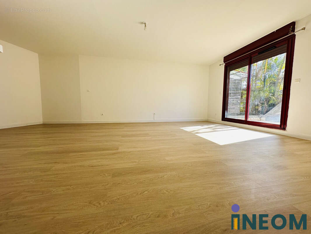 Appartement à SAINT-DENIS