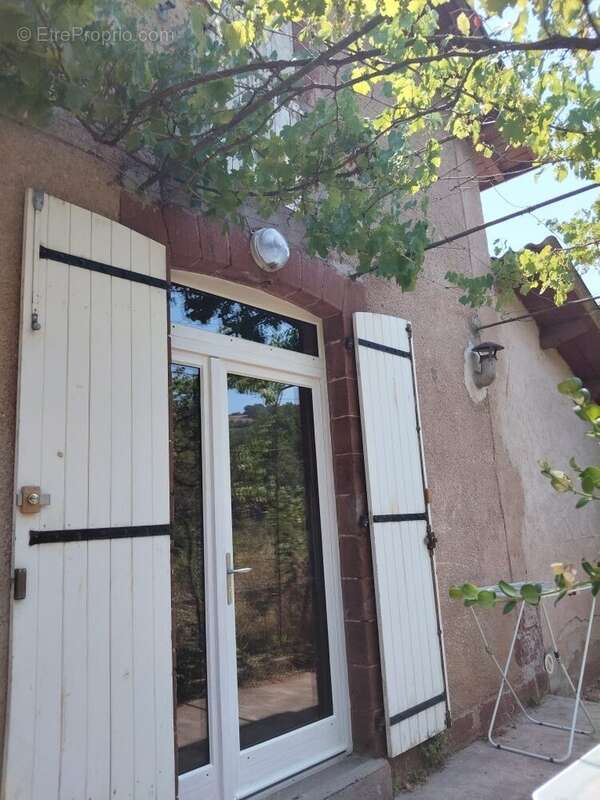 Maison 78 m² à Saint-Christophe-Vallon  - photo 3